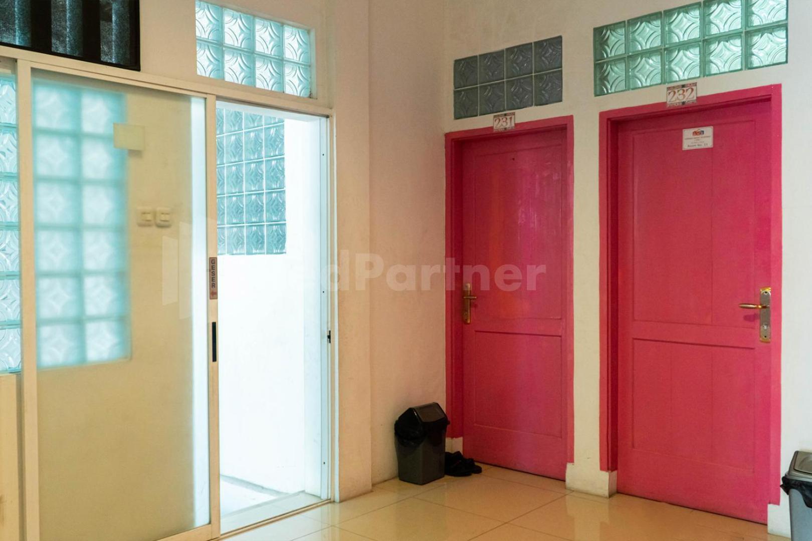 Asri Residence Near Jalan Iskandar Muda Medan Mitra Reddoorz Exterior photo